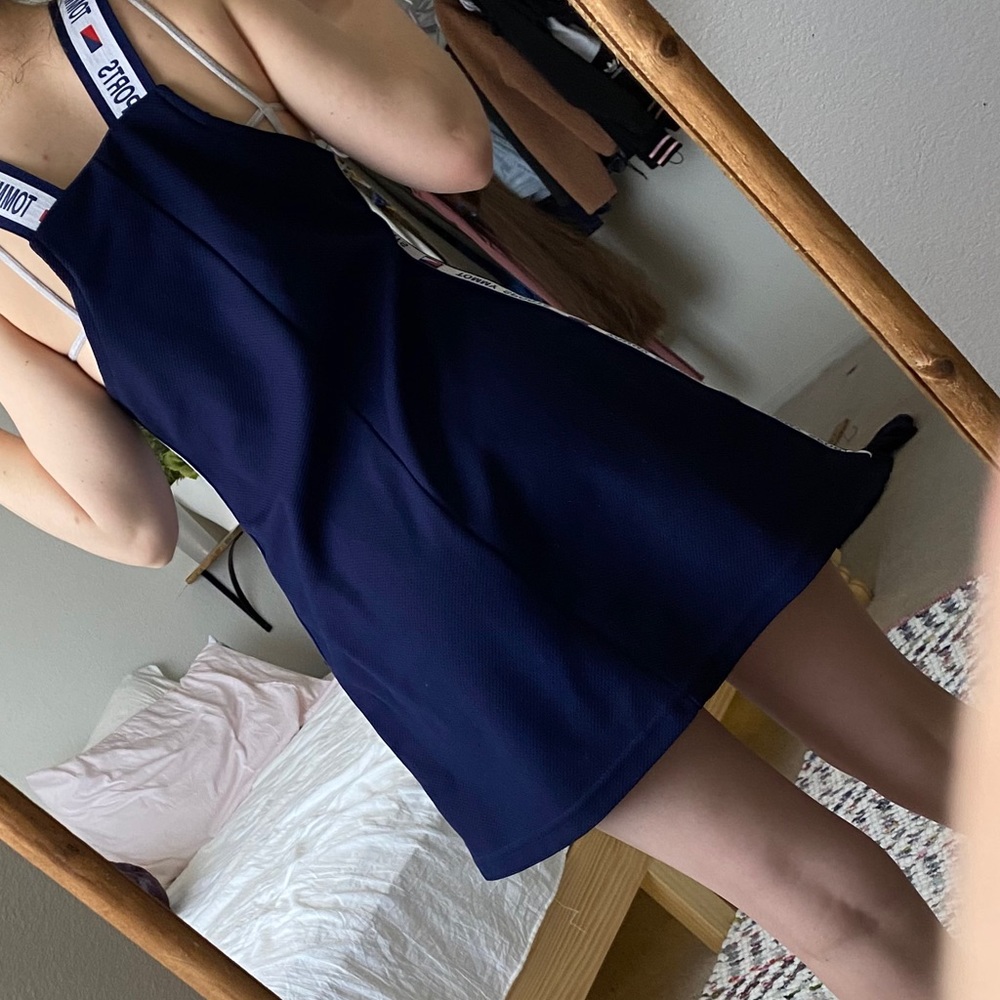 Dress - Picture 3 of 4